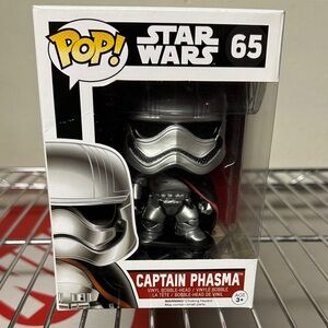 Funko Pop! Star Wars Captain Phasma Figure - Silver and Black #65 - Vaulted